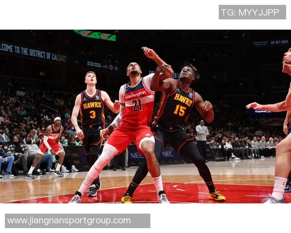 亨特对阵旧主表现出色9投6中斩获16分4篮板2抢断三分命中率50